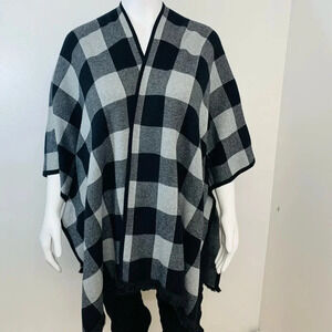 Kensie Shaw Cardigan Woman One Size  Black Buffalo‎ Plaid Open Fringe